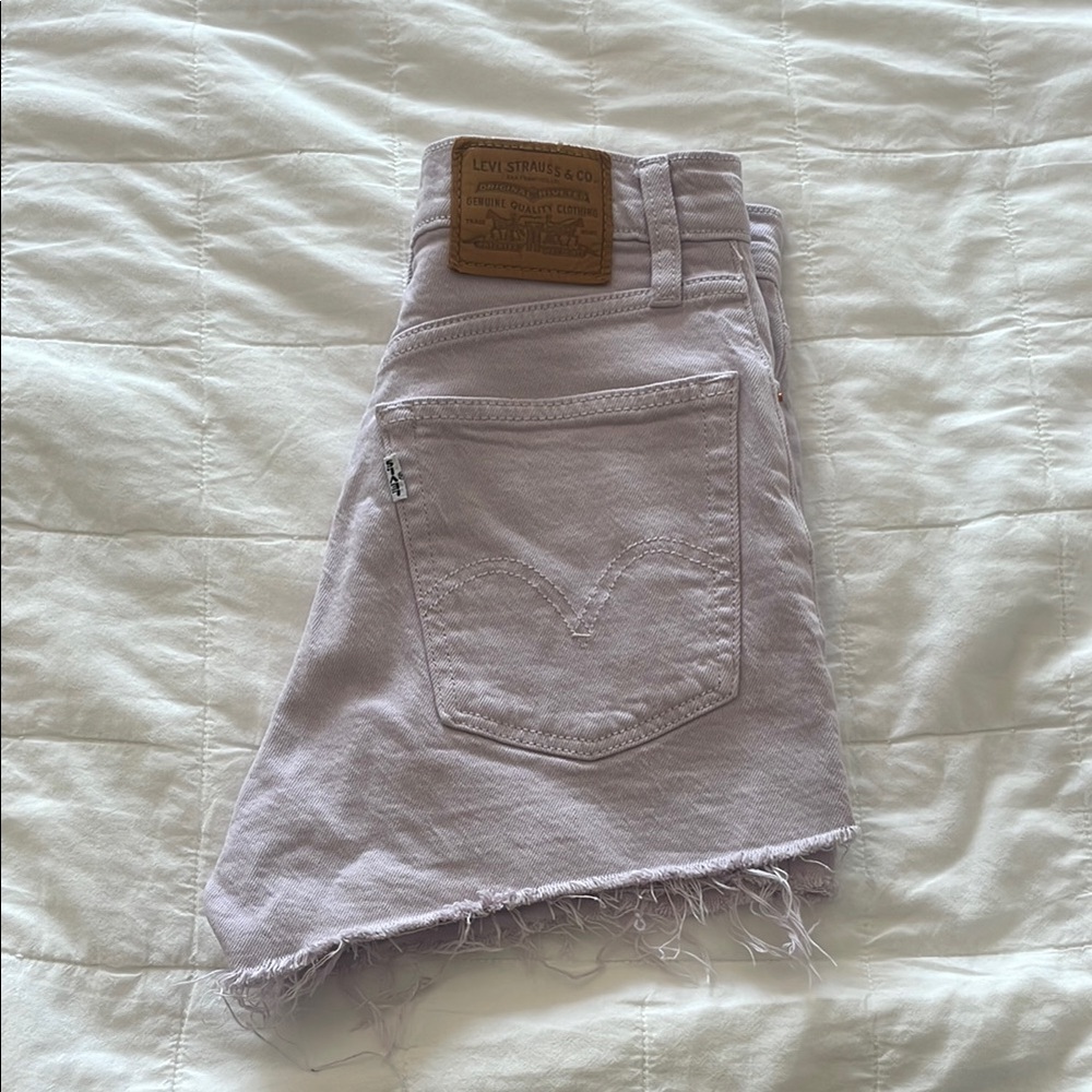 Levi's Ribcage Shorts - Purple & Size 24
